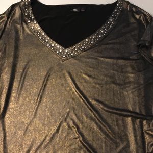 Rock &Republic distressed studded top